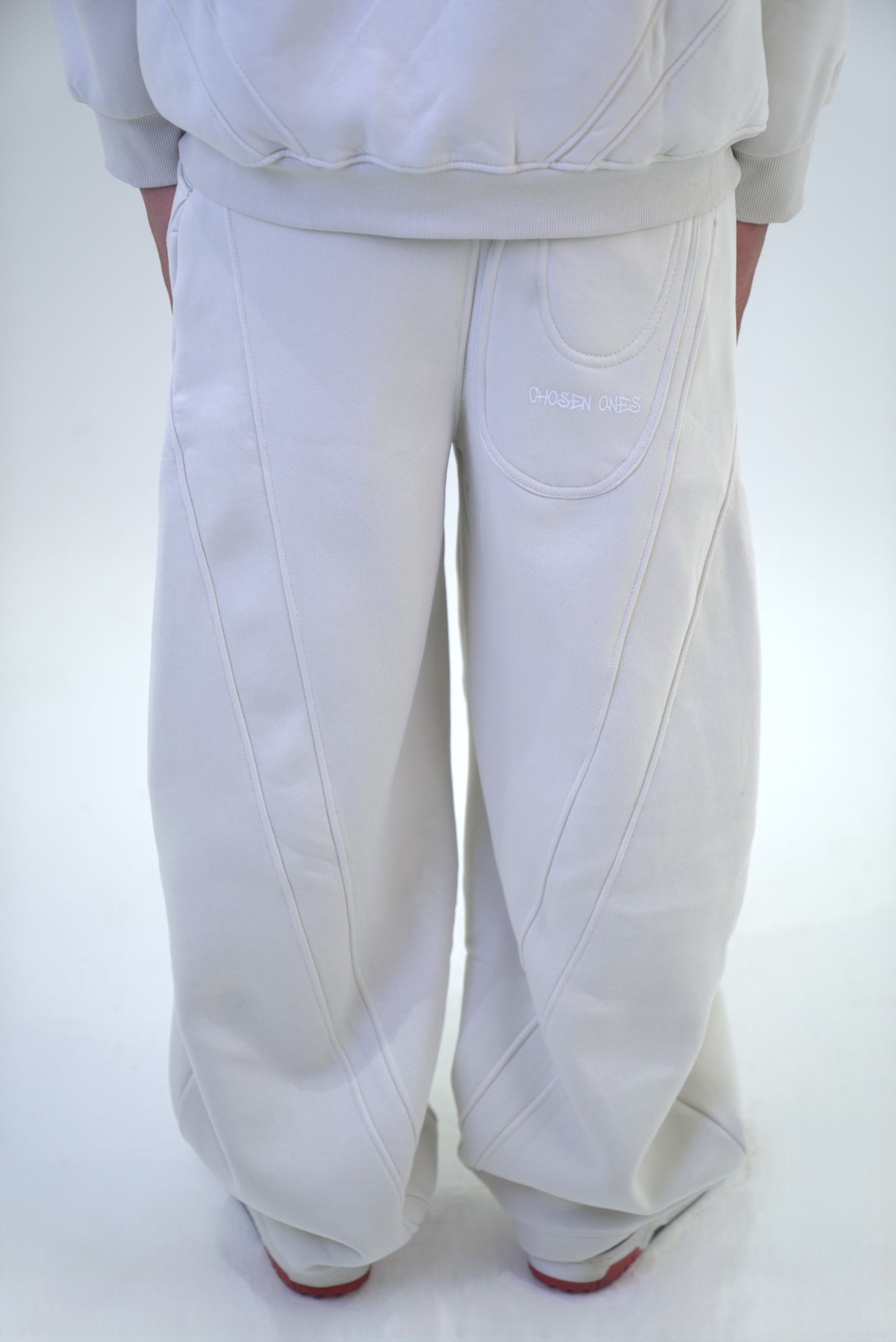Cream Set crewneck & sweatpants