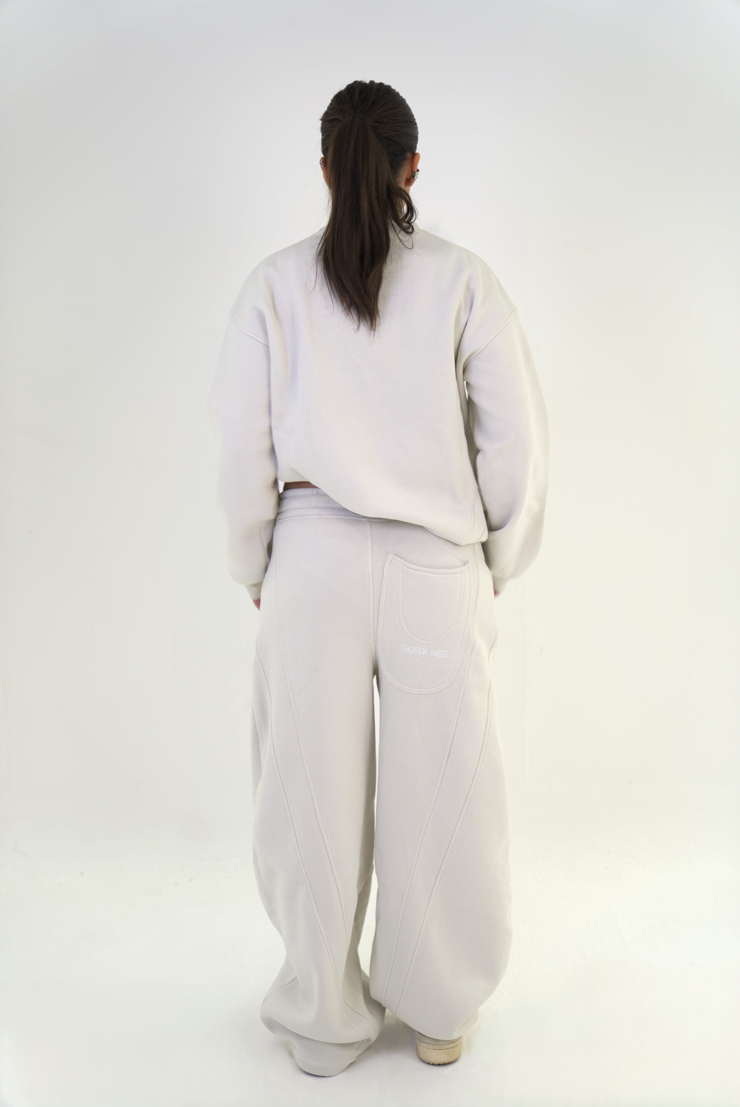 Cream Set crewneck & sweatpants