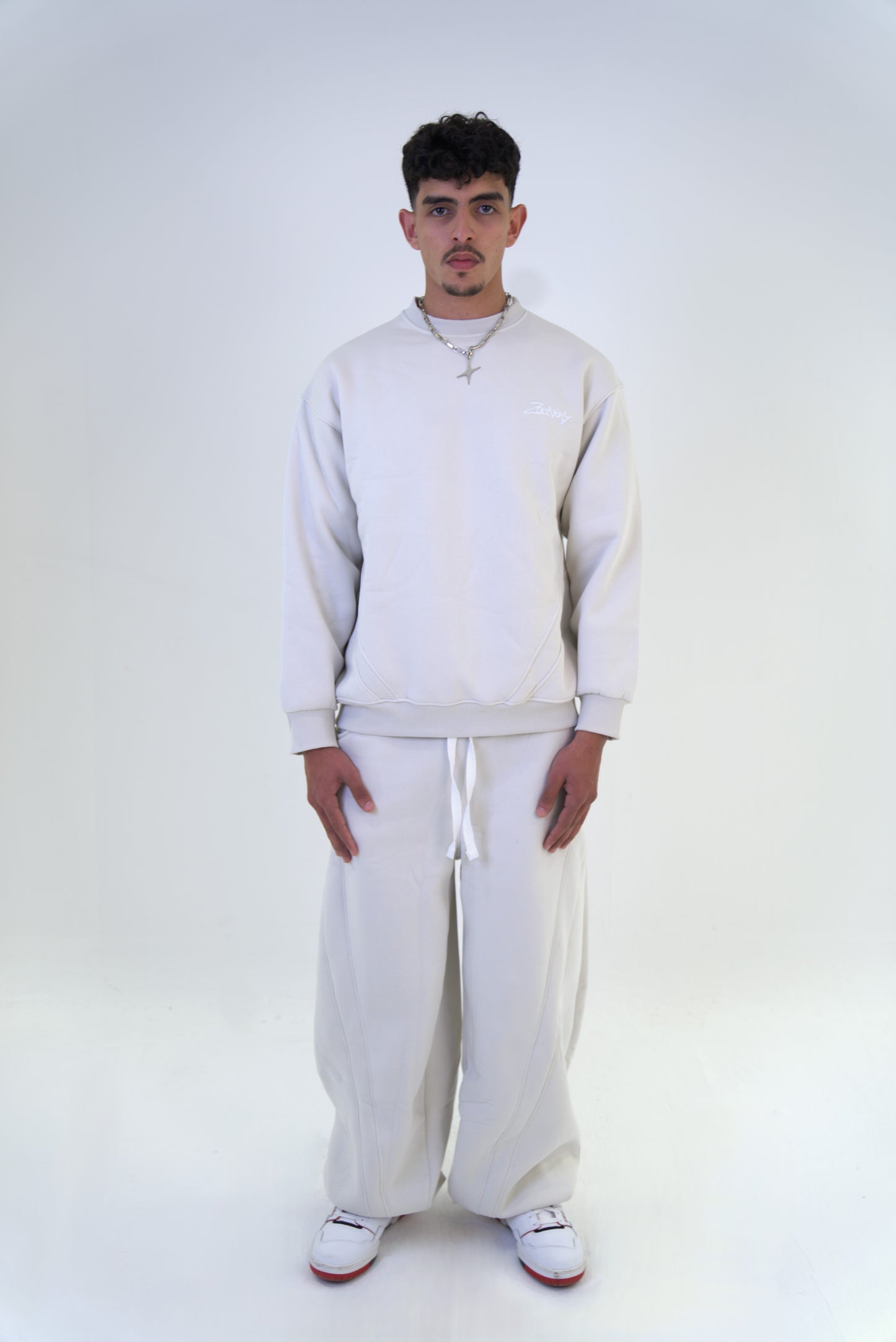 Cream Set crewneck & sweatpants