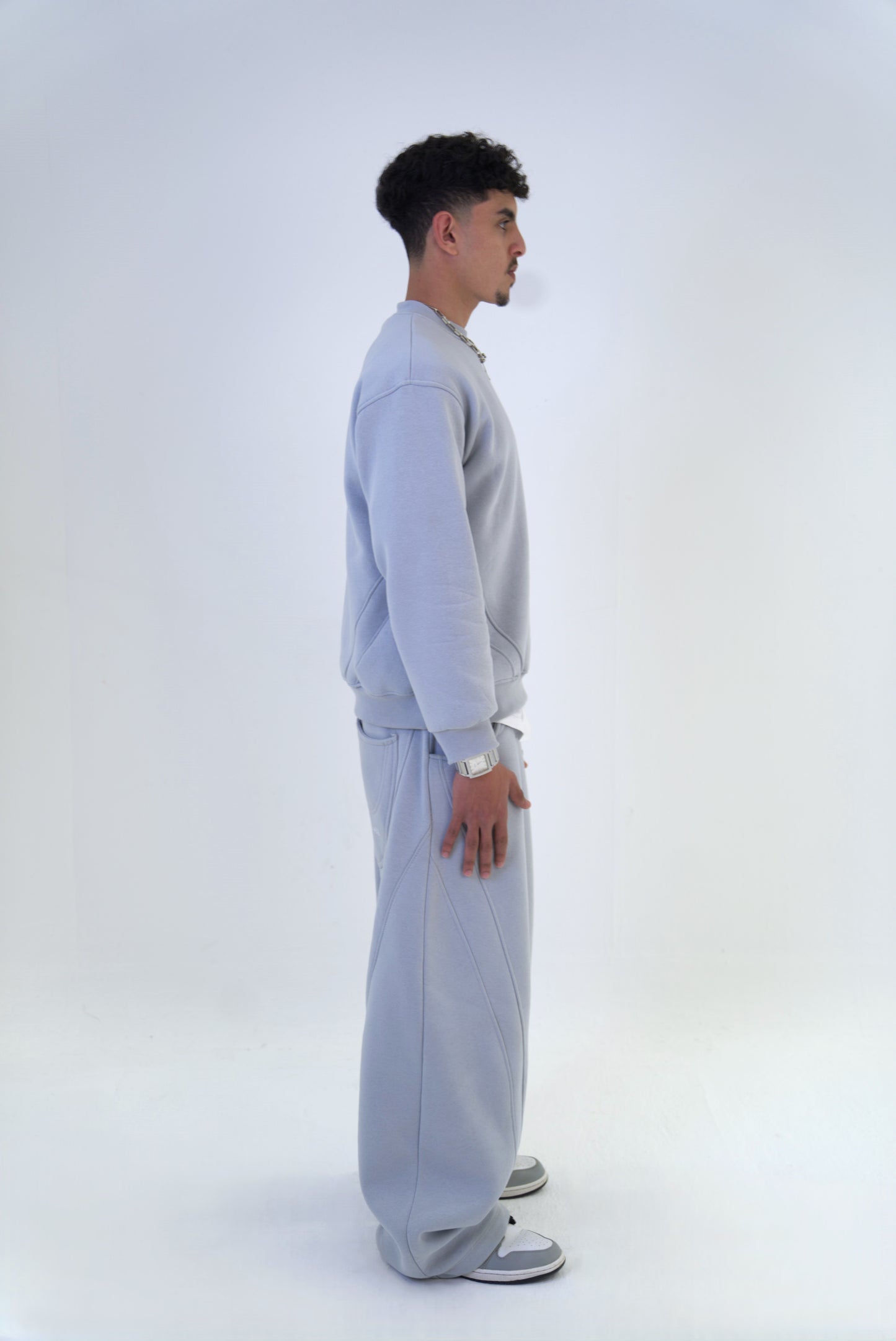 Grey Set crewneck & sweatpants
