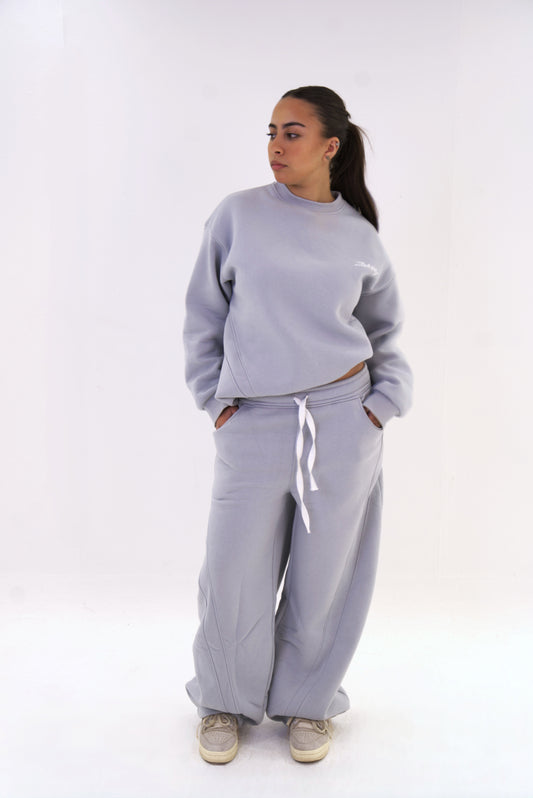 Grey Set crewneck & sweatpants