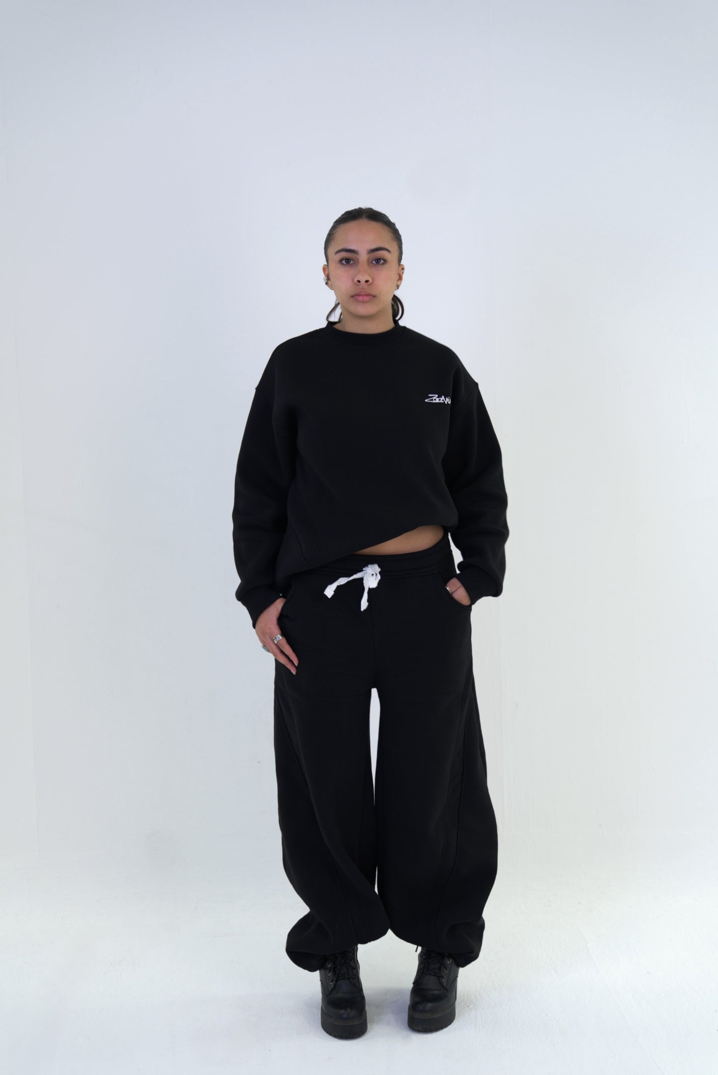 Black Set crewneck & sweatpants